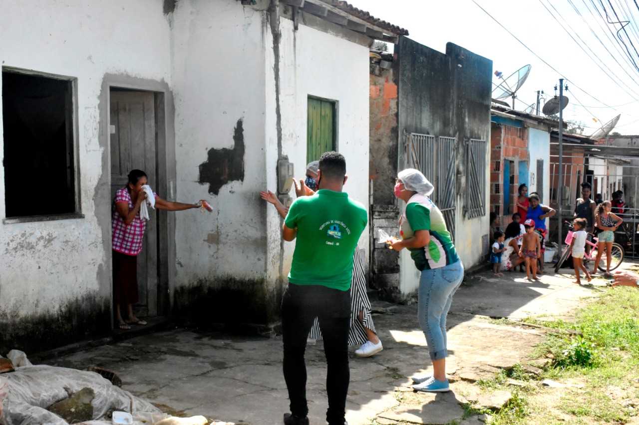 Camacã: Idosos do Clube da Melhor Idade são surpreendidos com homenagem da Secretaria de Assistência Social.